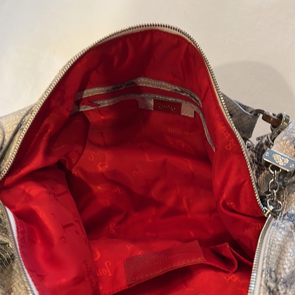 Jenrigo Hobo Bag - Picture 2 of 4